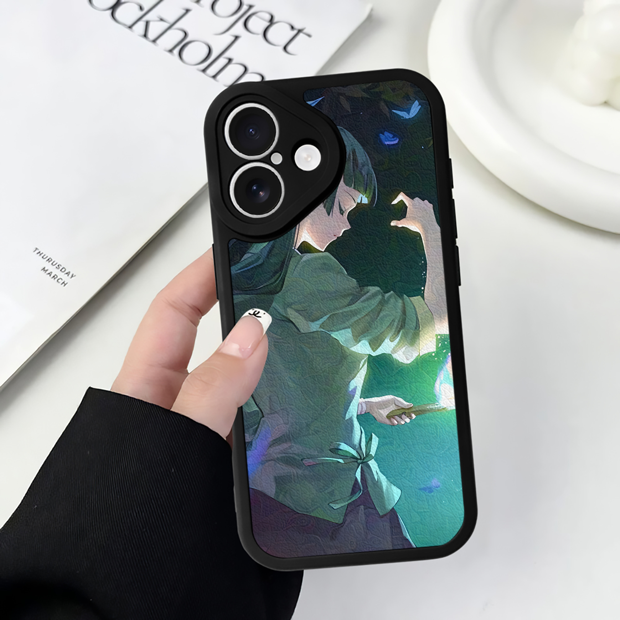 薬屋のひとりごと The Apothecary Diaries 【iPhone 16シリーズ対応】シリコンスマホケース（レザー調） 材質：シリコン